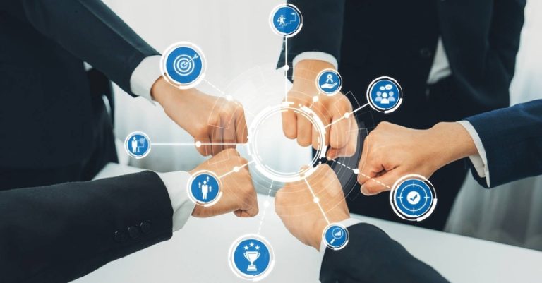 الاتصال المؤسسي بين الإبداع والقياس: منهجيات لتحقيق التأثير المستدام